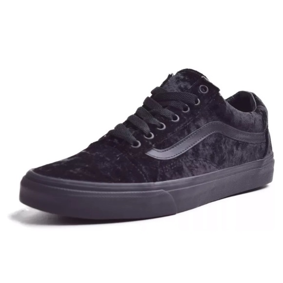 Vans Old Skool velvet black sneaker shoes - Picture 1 of 2